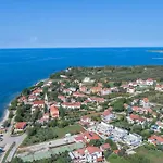 Apartment Complex Orzan Lovrecica